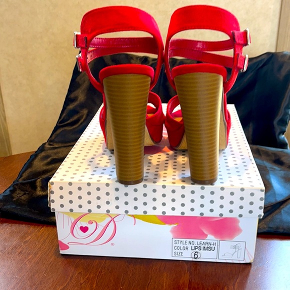Delicious Red Platform Heels - Picture 4 of 7